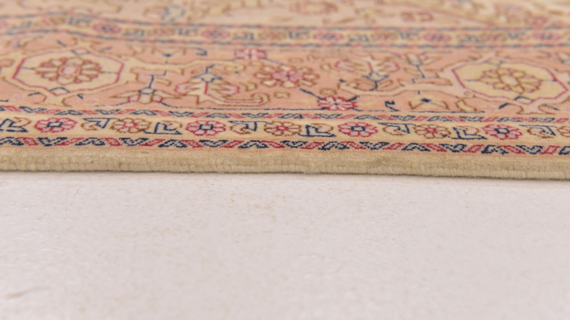5' x 6' 6 Hand Knotted Tabriz Persian Rug