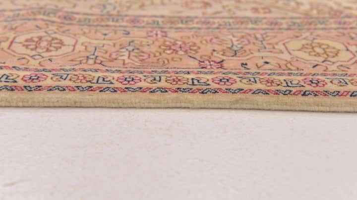 5' x 6' 6 Hand Knotted Tabriz Persian Rug