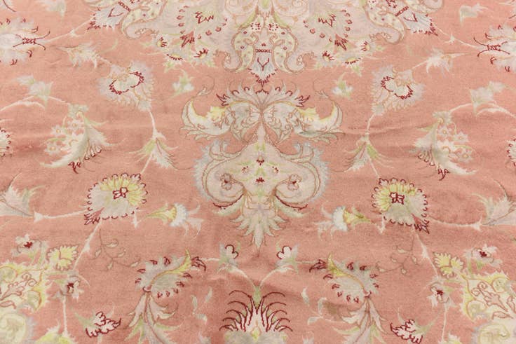 Detail image of 6' 6 x 10' 3 Hand Knotted Tabriz Persian Rug