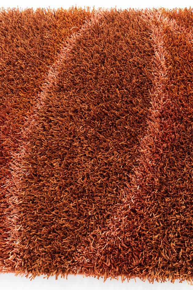 Detail image of 4' 2 x 5' 9 Hand Knotted Two-Tone Shag Rug