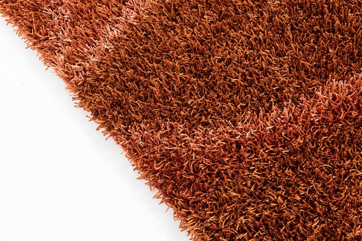 Detail image of 4' 2 x 5' 9 Hand Knotted Two-Tone Shag Rug