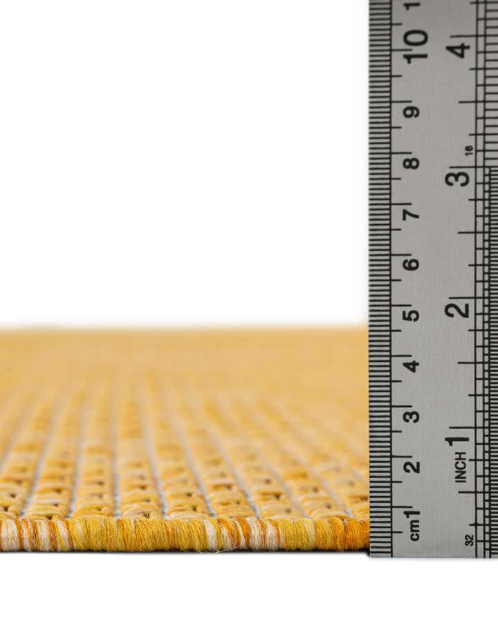 4' x 6' Easy-Clean Solid Indoor / Outdoor Rug