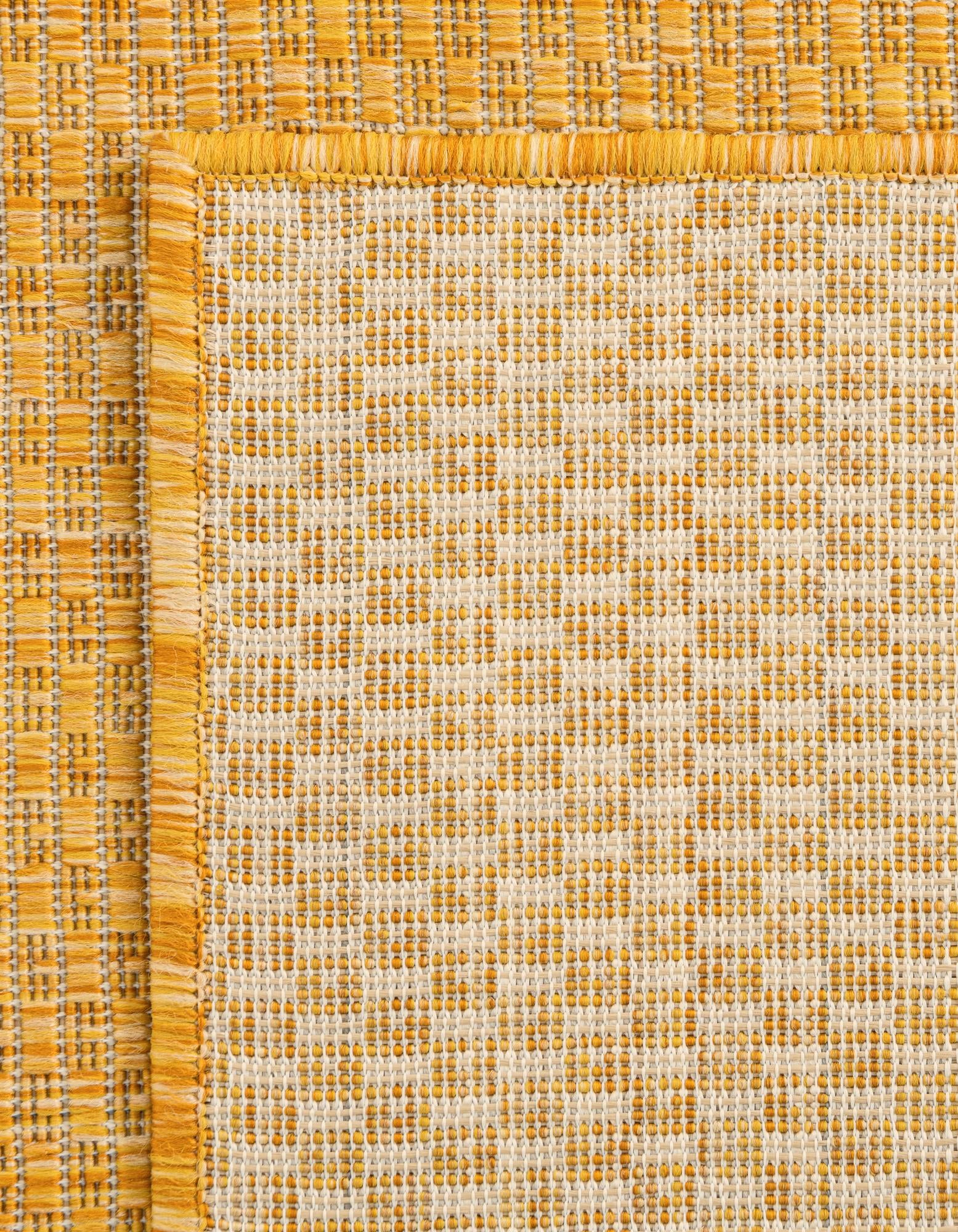 7' 10 x 7' 10 Easy-Clean Solid Indoor / Outdoor Square Rug