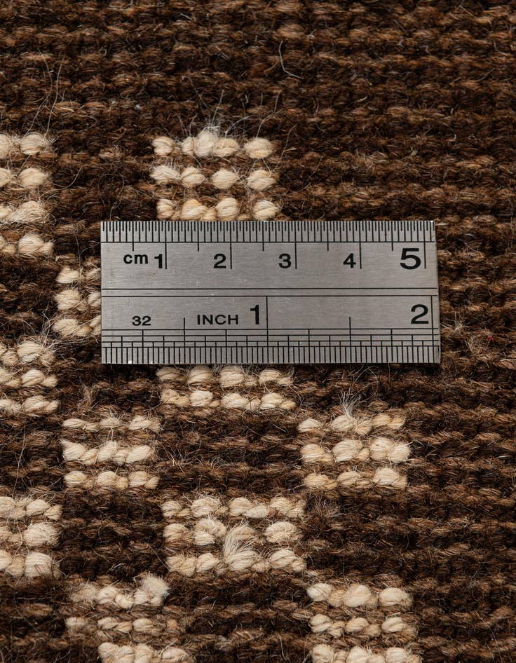 Detail image of 5' 8 x 8' 4  Hand Knotted Darya Wool Rug