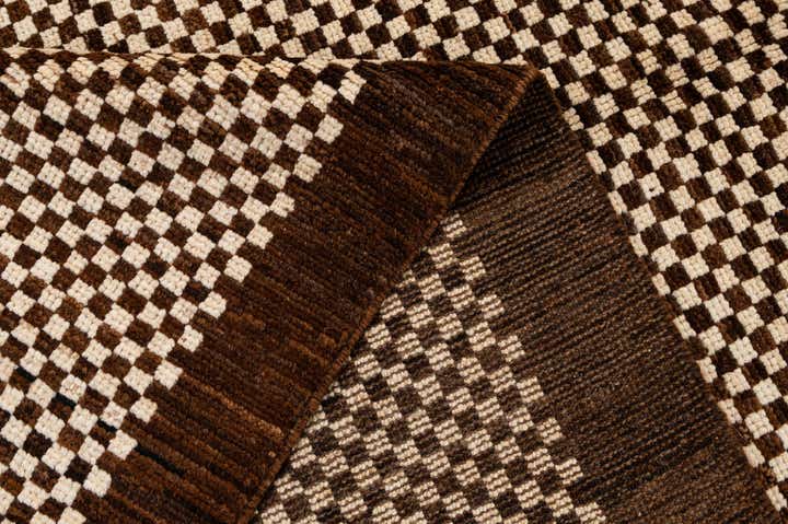 4' 10 x 6' 8 Hand Knotted Moroccan Wool Rug