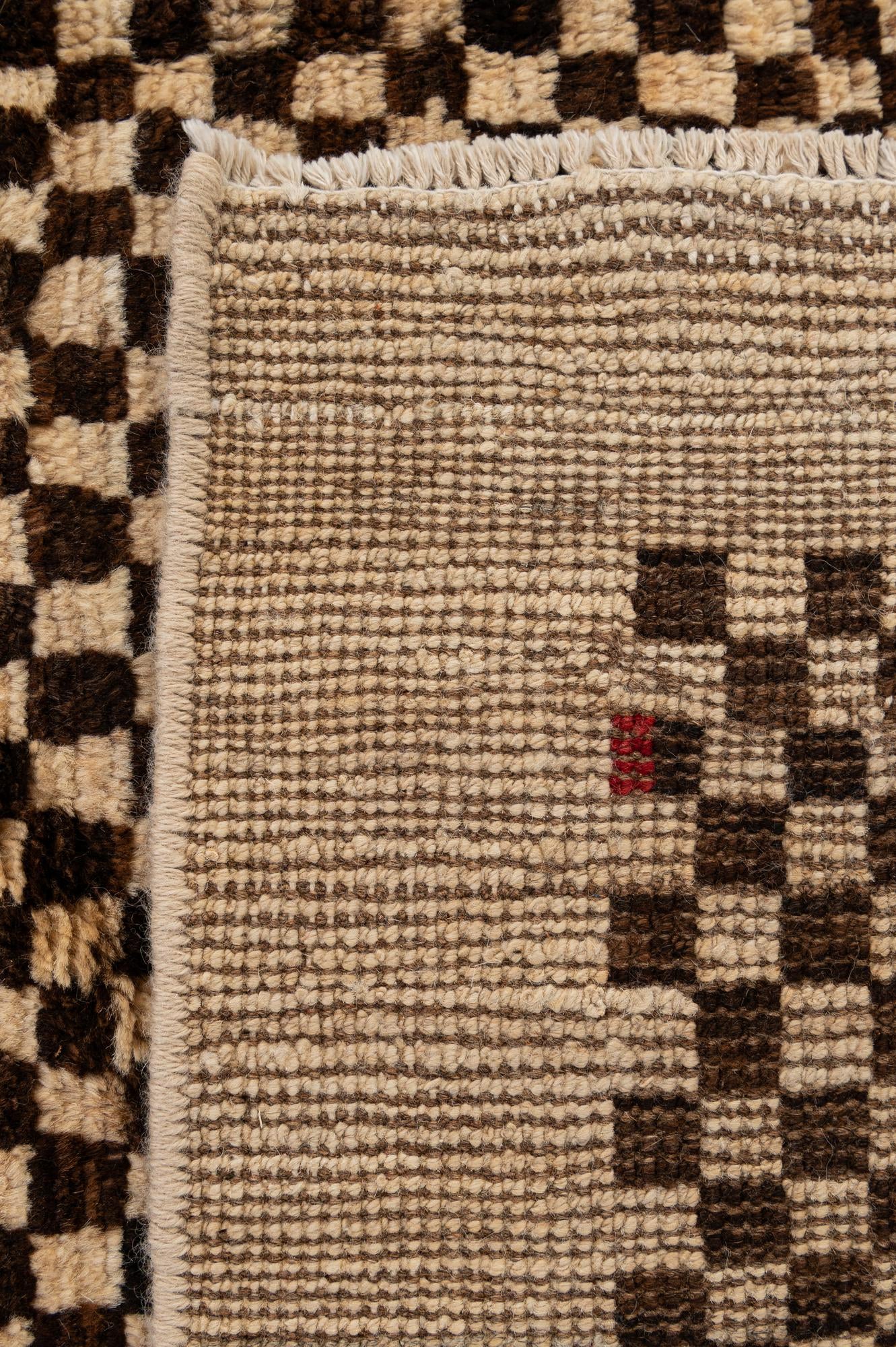 4' 11 x 6' 4 Hand Knotted Moroccan Wool Rug
