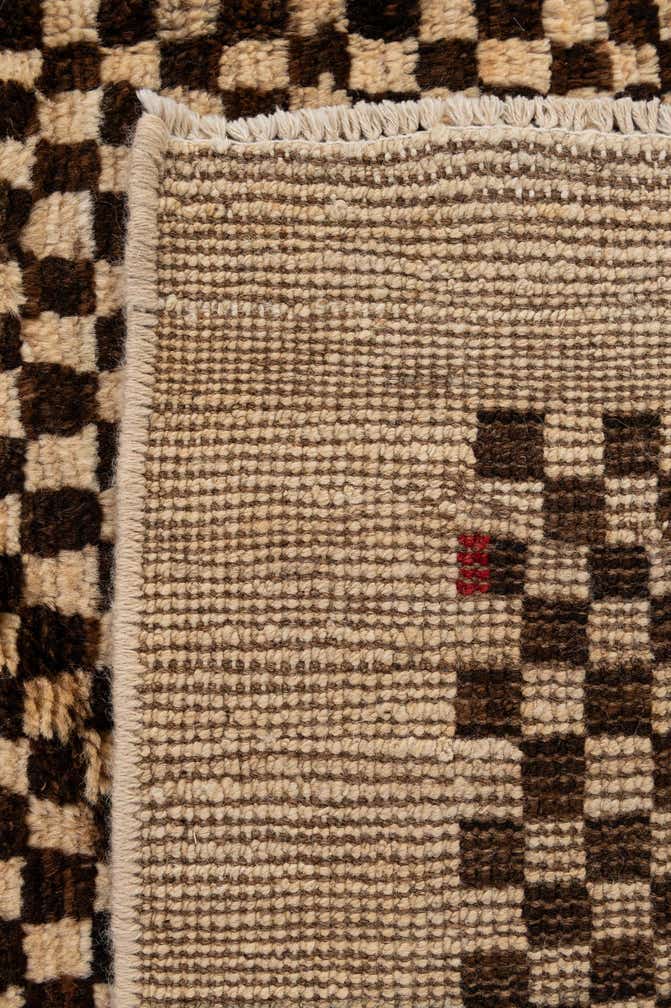 4' 11 x 6' 4 Hand Knotted Moroccan Wool Rug