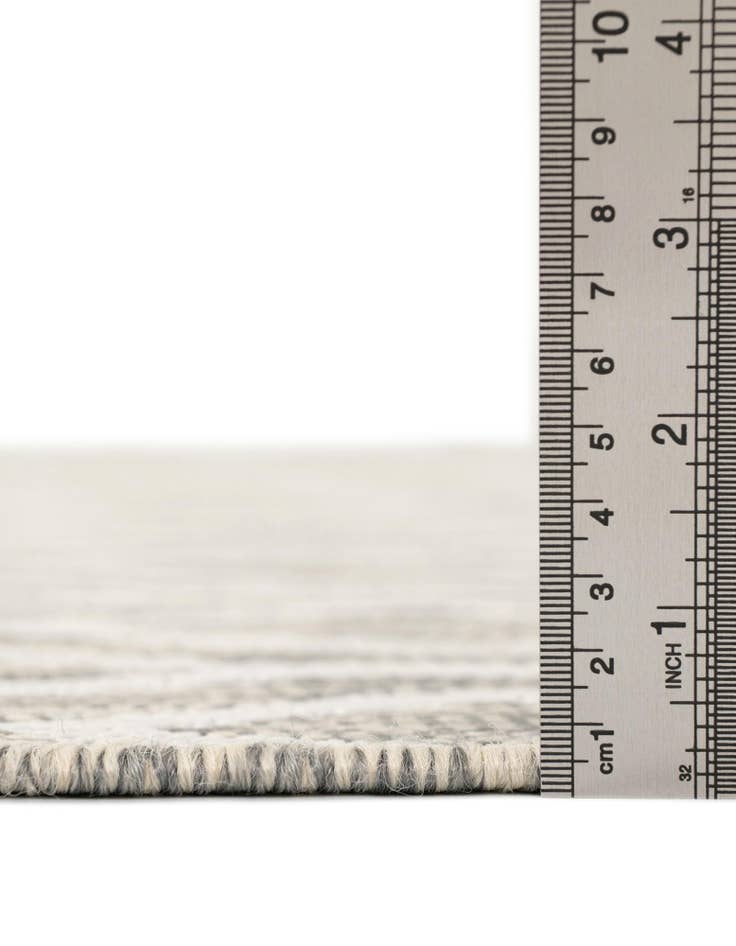 Detail image of 7' 10 x 10' Easy-Clean Jill Zarin Turks and Caicos Indoor / Outdoor Oval Rug