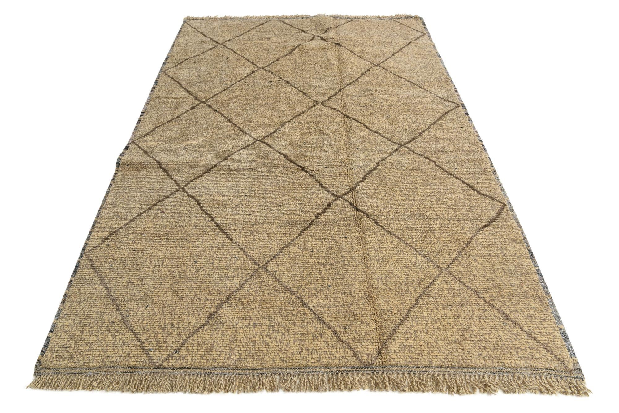 6' x 8' 10 Hand Knotted Moroccan Wool Rug