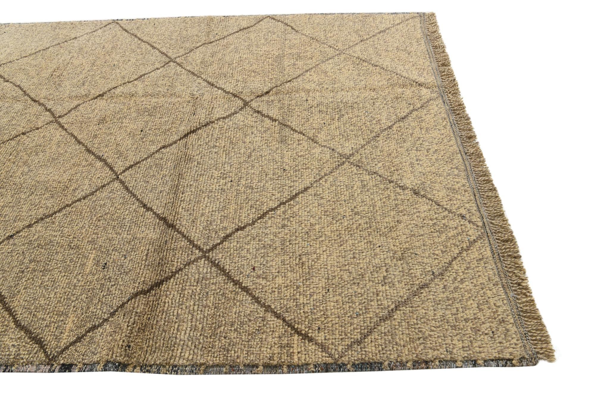 6' x 8' 10 Hand Knotted Moroccan Wool Rug