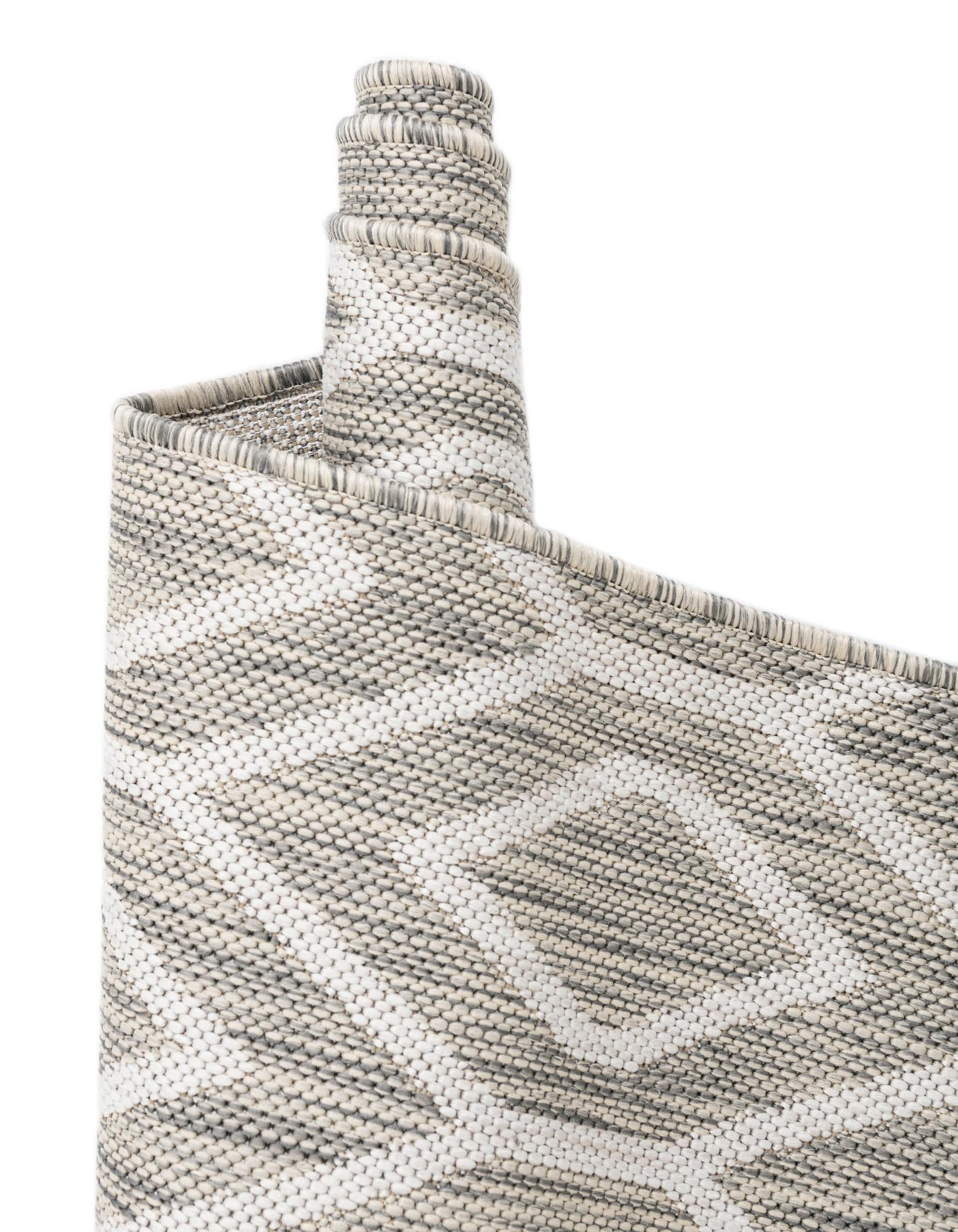 7' 10 x 7' 10 Easy-Clean Jill Zarin Turks and Caicos Indoor / Outdoor Square Rug