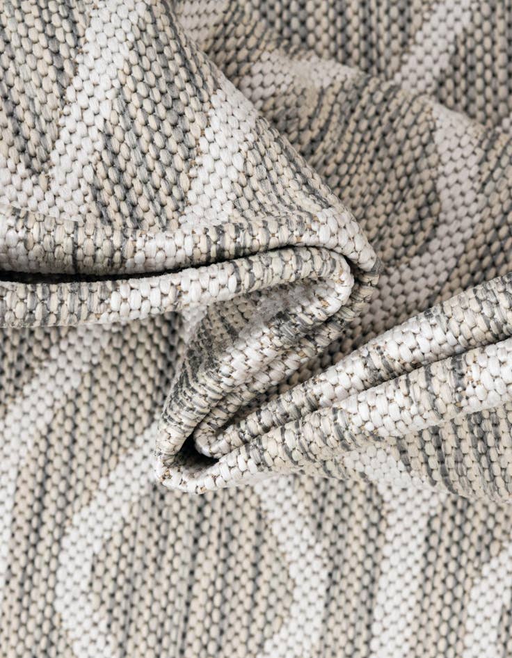 Detail image of 7' 10 x 7' 10 Easy-Clean Jill Zarin Turks and Caicos Indoor / Outdoor Square Rug