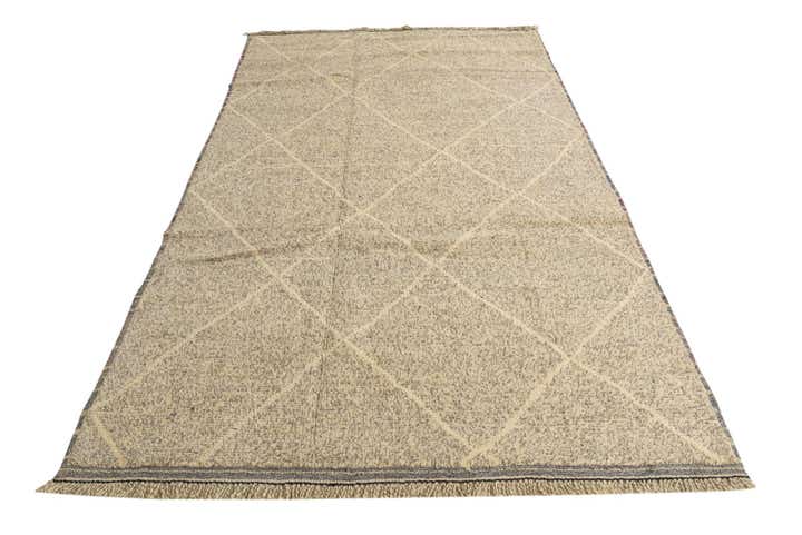 5' 9 x 9' 4 Hand Knotted Moroccan Wool Rug