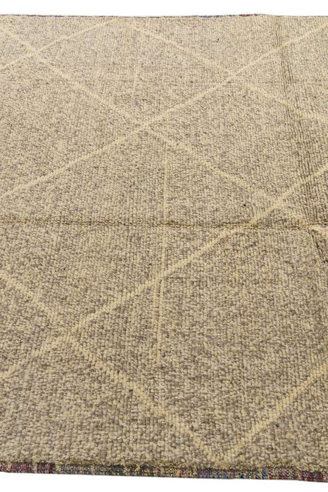 5' 9 x 9' 4 Hand Knotted Moroccan Wool Rug