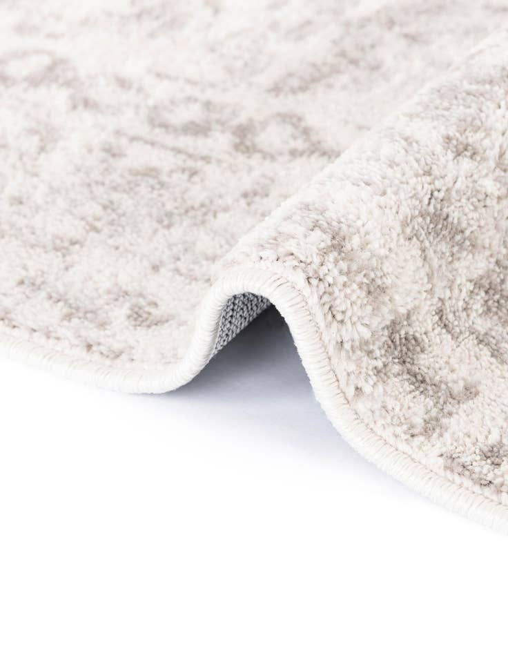 Detail image of 7' x 7' Oxford Octagon Rug