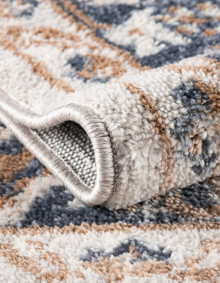 Detail image of 7' x 7' Oxford Octagon Rug