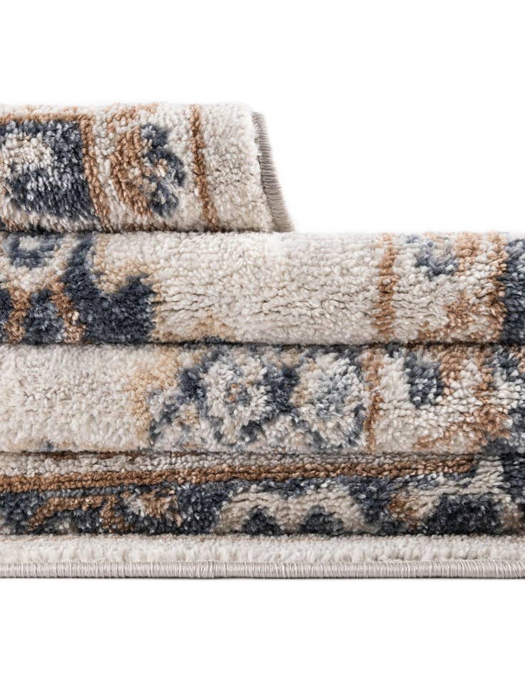 Detail image of 7' x 7' Oxford Octagon Rug