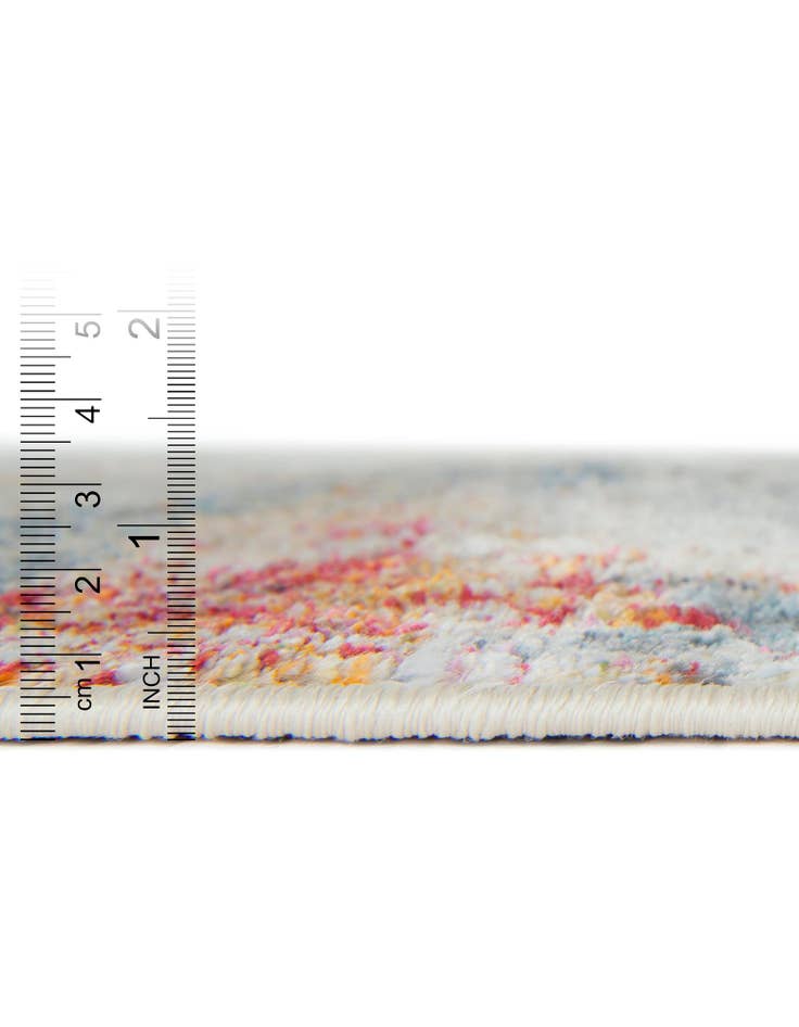 Detail image of 8' x 8' Santiago Octagon Rug