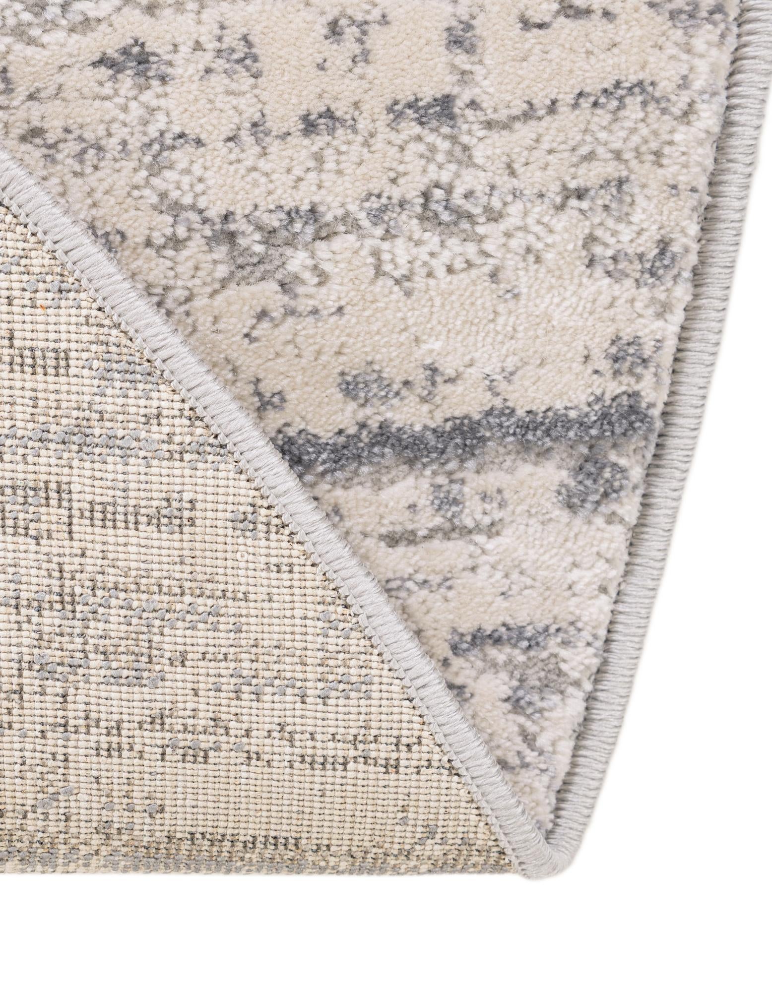 5' x 8' Oasis Oval Rug