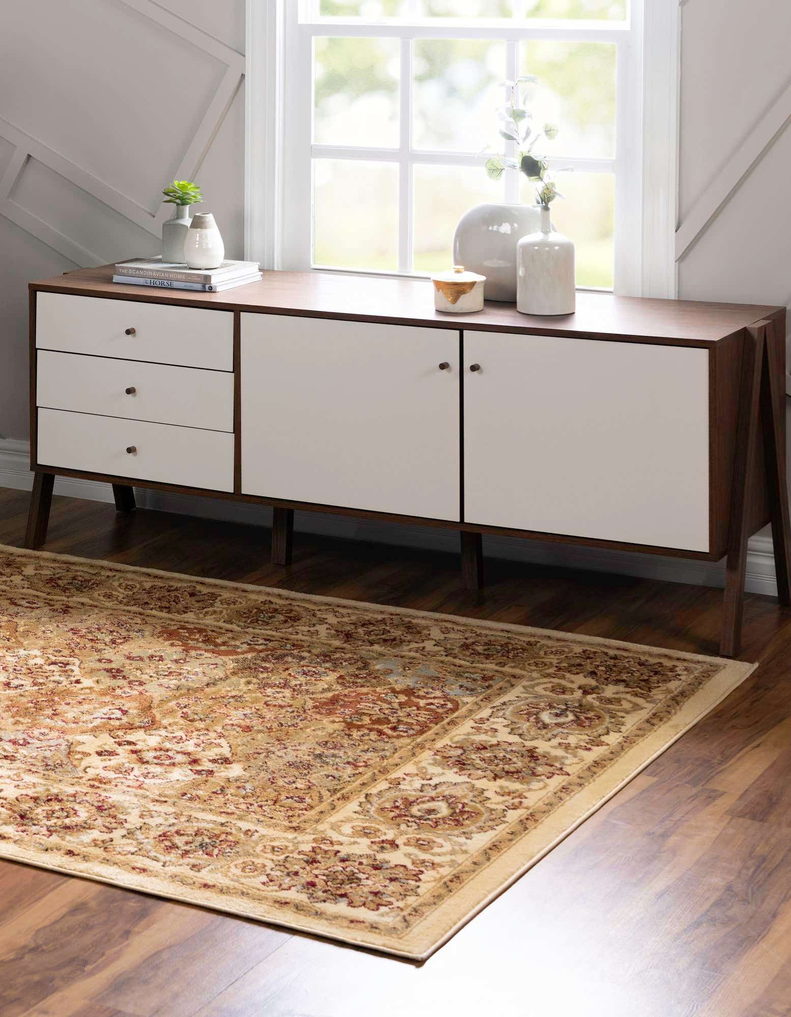 Detail image of 305cm x 395cm Classic Agra Rug