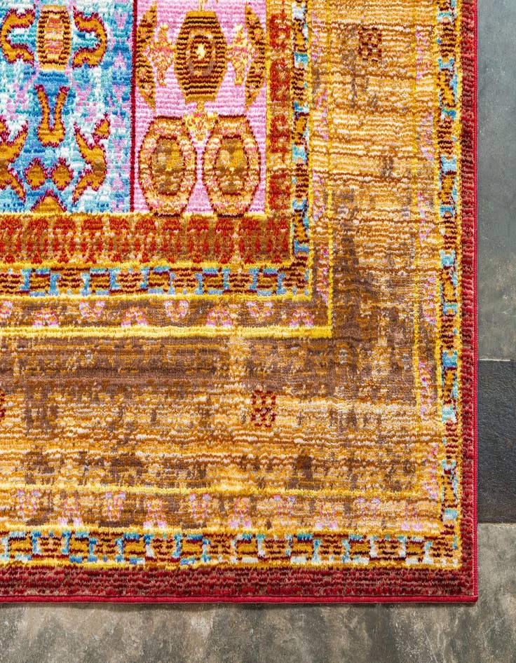 Detail image of 5' x 8' Alexis Rug