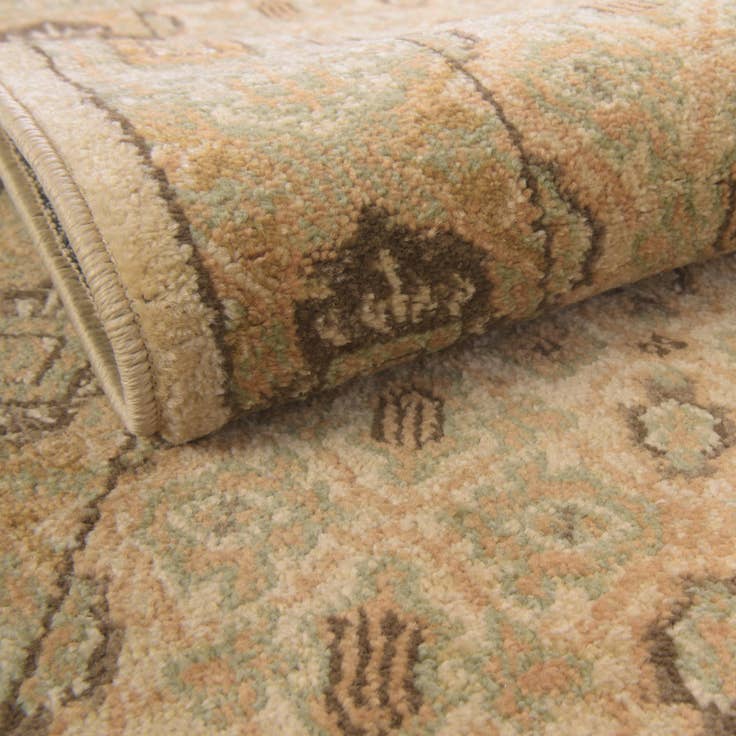 Detail image of 3' 3 x 5' 3 Amina Rug
