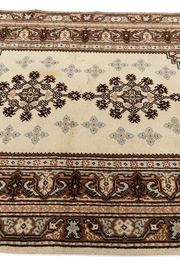 Detail image of 3' 11 x 5' 10 Hand Knotted Anatolian Wool Rug