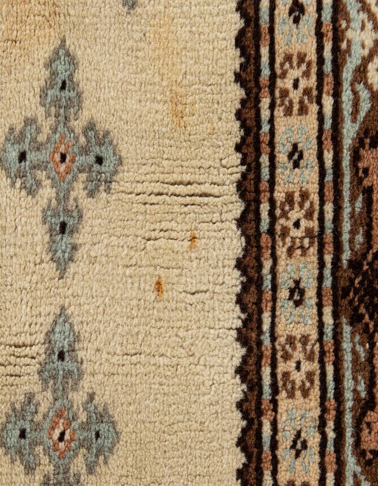 Detail image of 3' 11 x 5' 10  Hand Knotted Anatolian Wool Rug