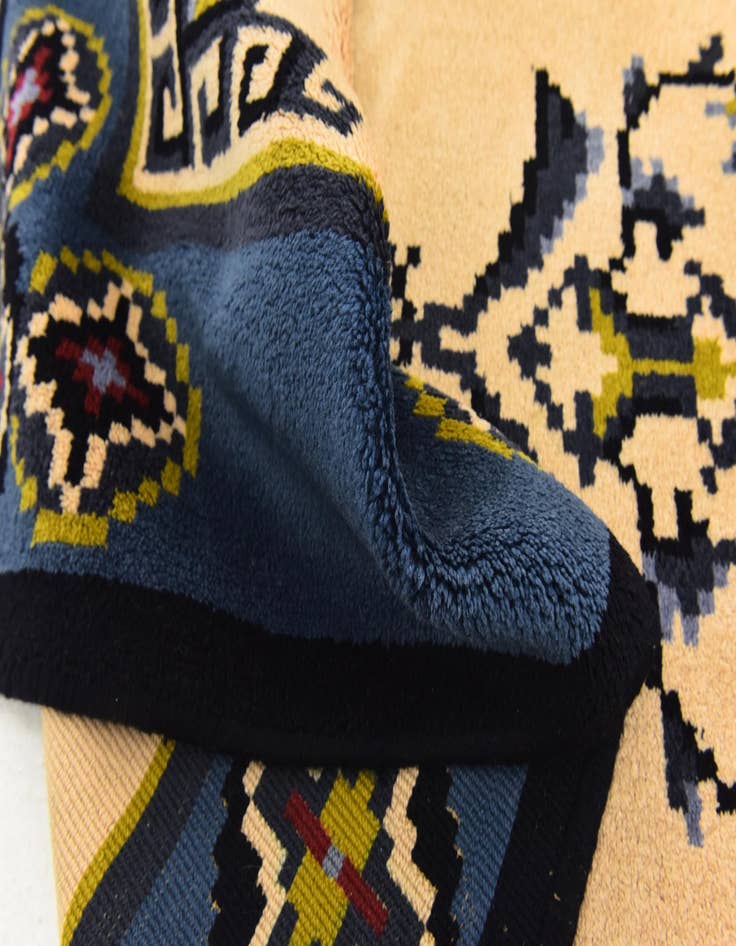 Detail image of 6' 10 x 10' 7 Hand Knotted Antique Finish Wool Rug