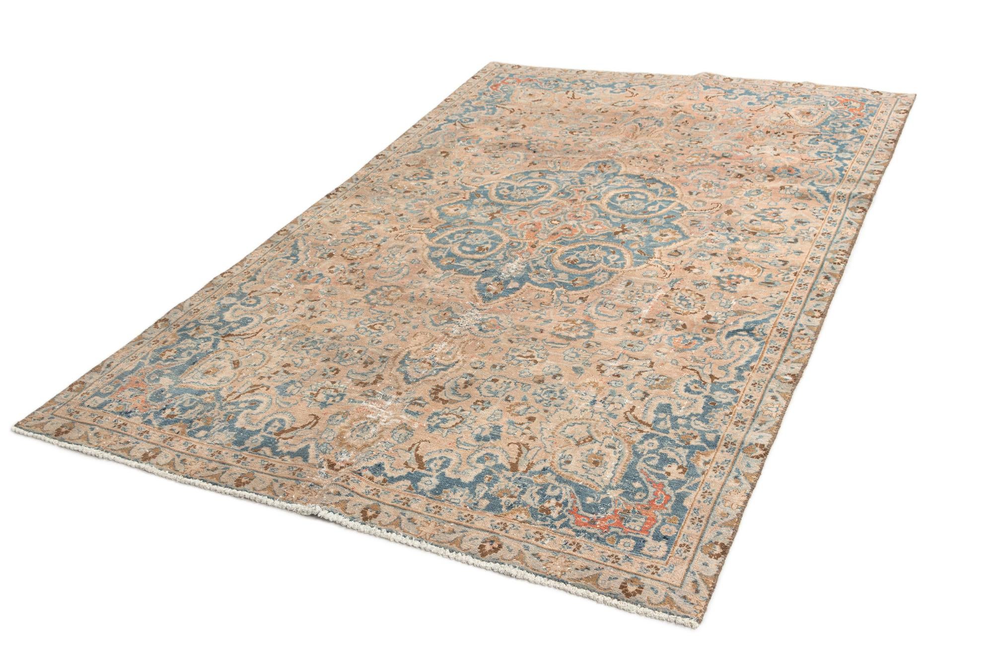 5' 10 x 9' 7 Arak Mir Wool Rug