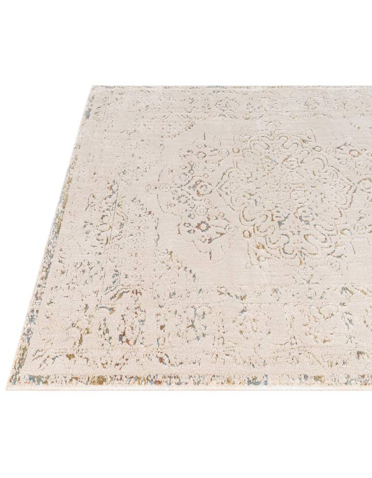 Detail image of 5' 2 x 7' 3 Aria Rug