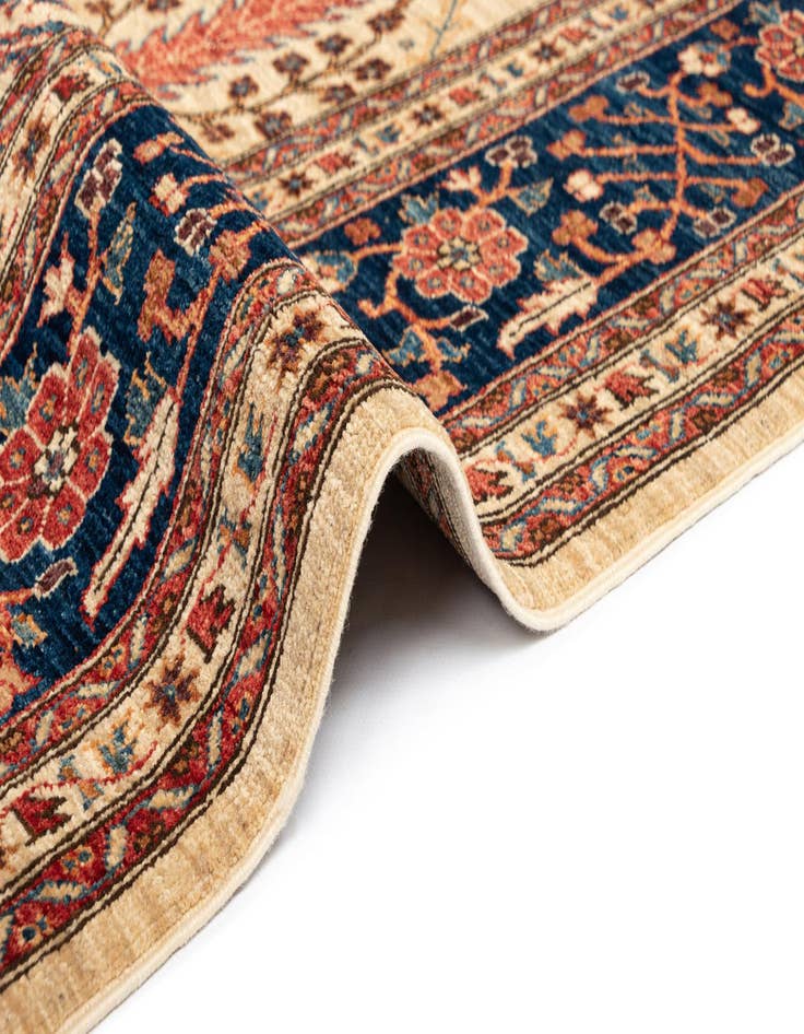 Detail image of 6' 6 x 8' 7 Ariana Ziegler Wool Rug