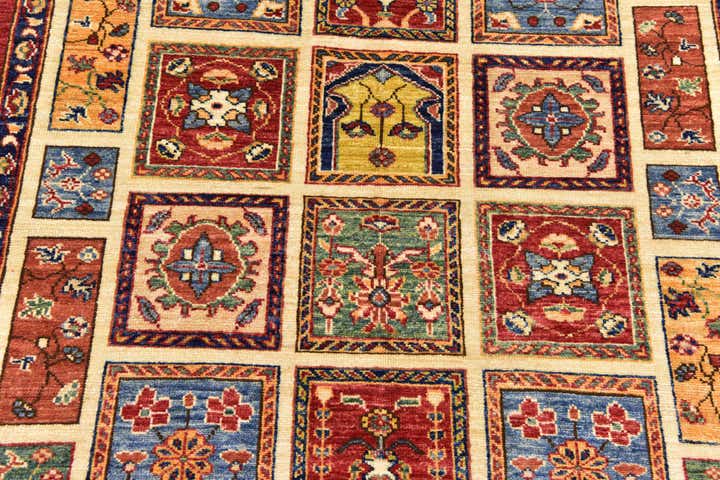 5' x 7' Hand Knotted Ariana Ziegler Oriental Rug