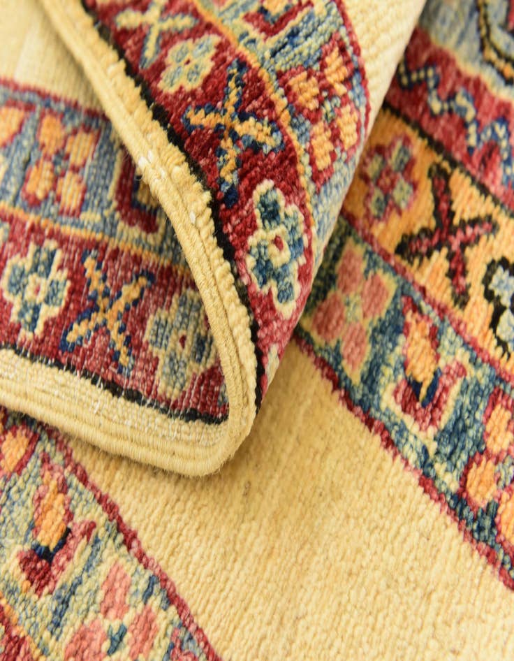 Detail image of 5' x 6' 5  Hand Knotted Ariana Ziegler Rug