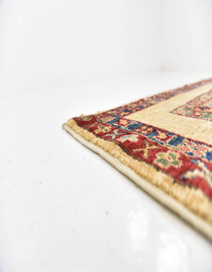 Detail image of 4' 10 x 6' 6  Hand Knotted Ariana Ziegler Wool Rug