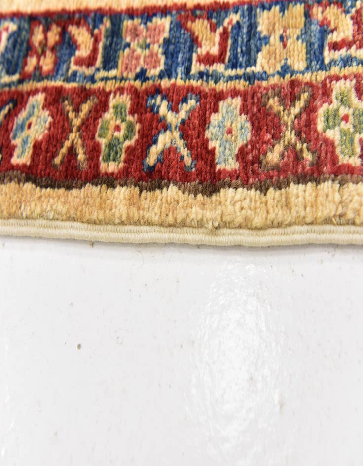Detail image of 4' 10 x 6' 6  Hand Knotted Ariana Ziegler Wool Rug