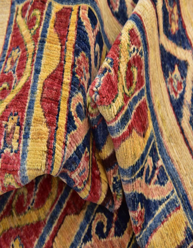 Detail image of 6' x 7' 10  Hand Knotted Ariana Ziegler Rug