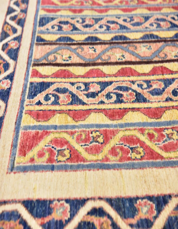 Detail image of 6' x 7' 10  Hand Knotted Ariana Ziegler Rug