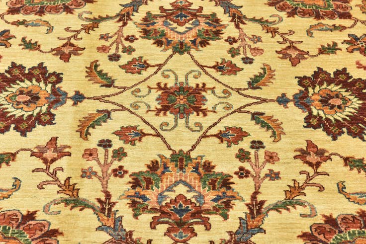 Detail image of 6' 10 x 9' 7 Hand Knotted Ariana Ziegler Rug
