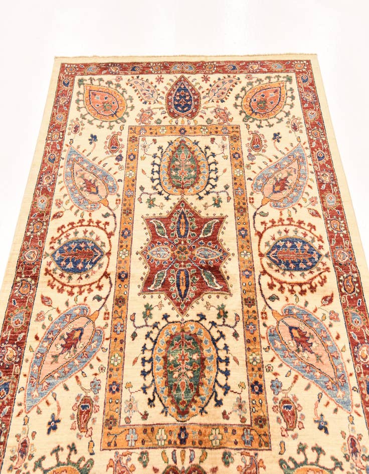 Detail image of 4' 11 x 6' 5  Hand Knotted Ariana Ziegler Rug