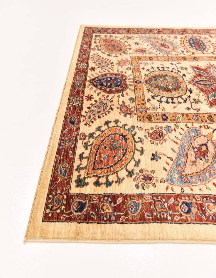 Detail image of 4' 11 x 6' 5  Hand Knotted Ariana Ziegler Rug