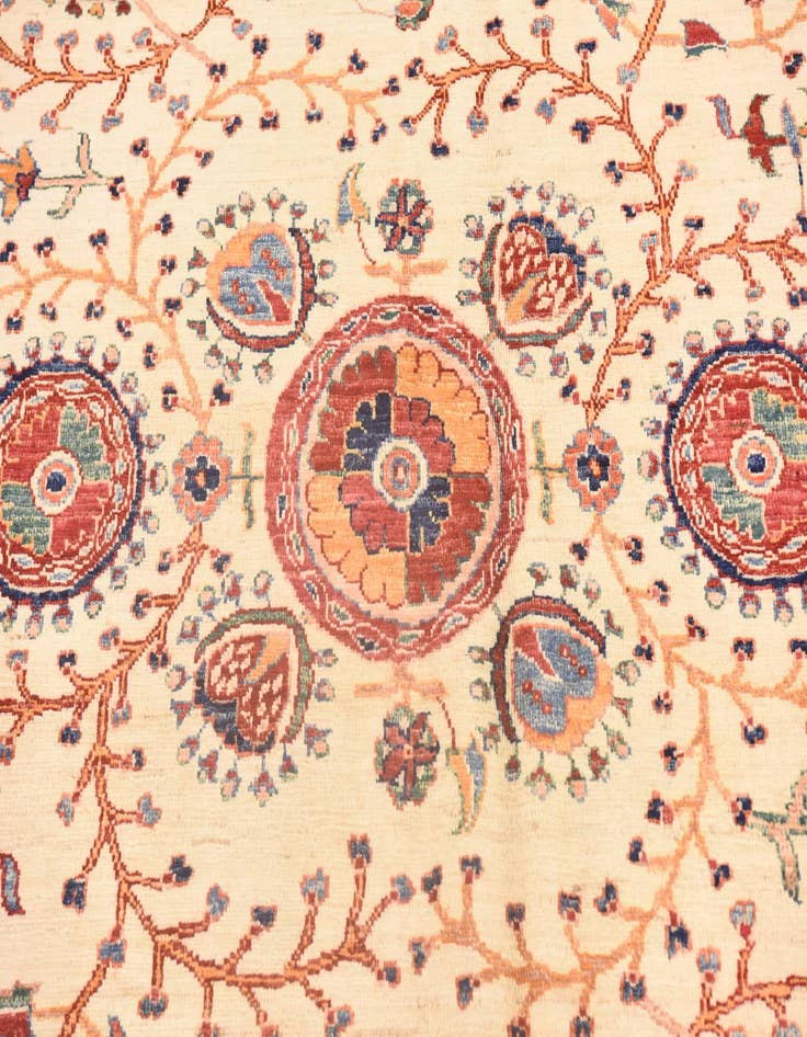 Detail image of 5' 7 x 7' 10  Hand Knotted Ariana Ziegler Rug