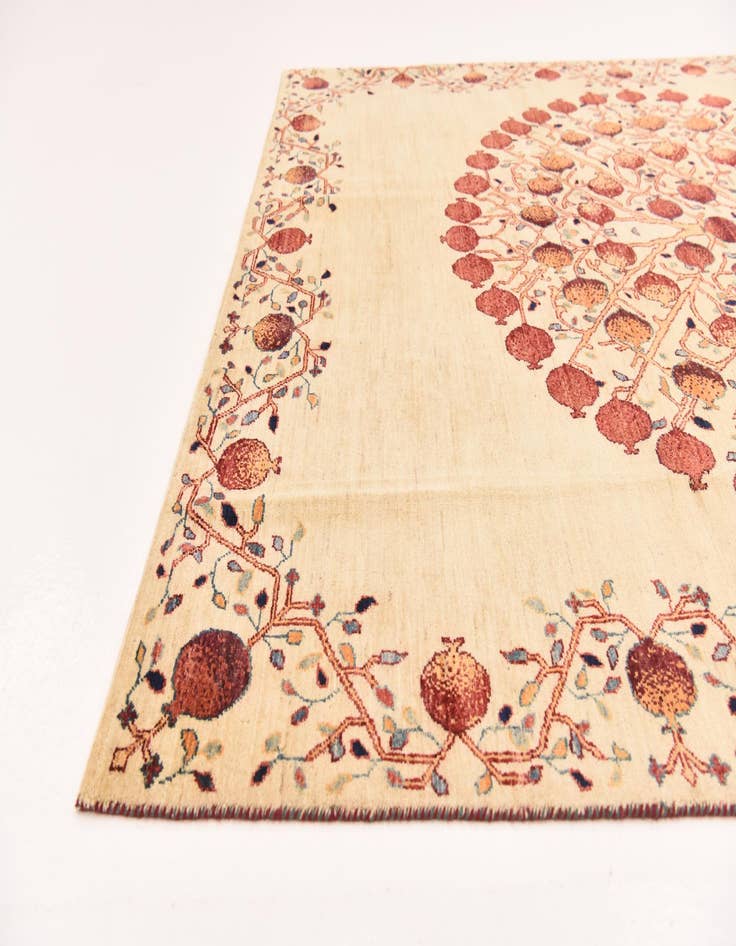 Detail image of 6' 4 x 9' 5 Hand Knotted Ariana Ziegler Wool Rug