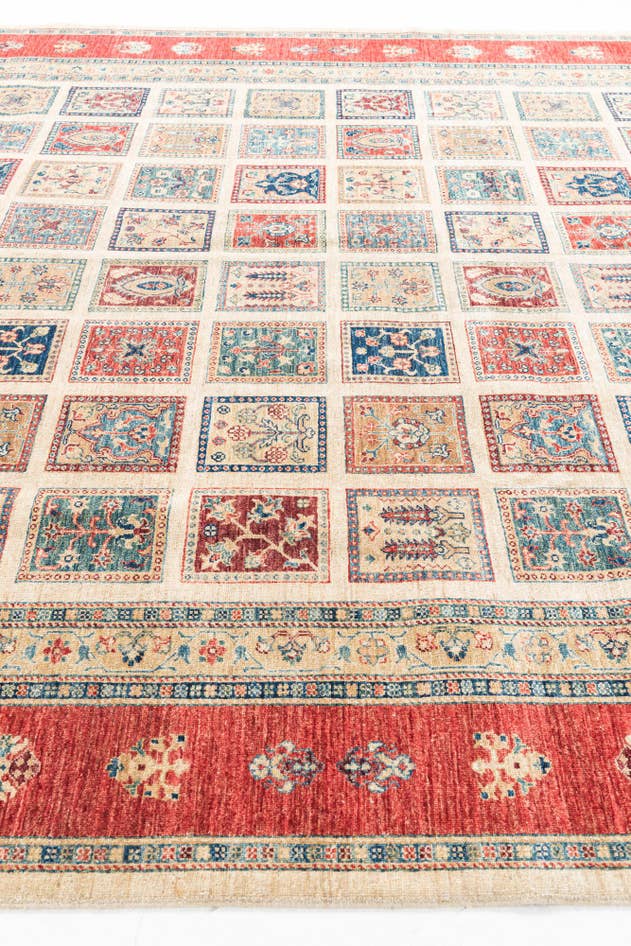 Detail image of 10' x 13' 7 Hand Knotted Ariana Ziegler Rug