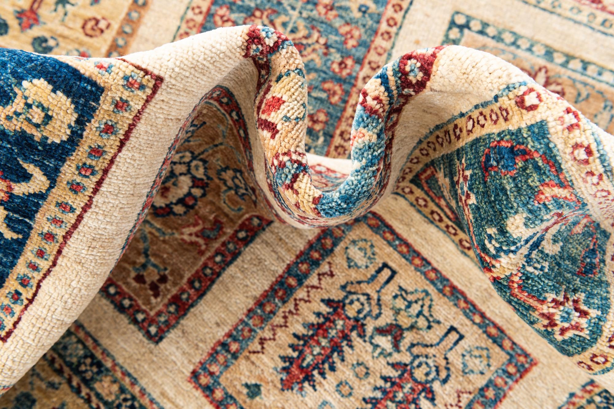10' x 13' 7 Hand Knotted Ariana Ziegler Rug