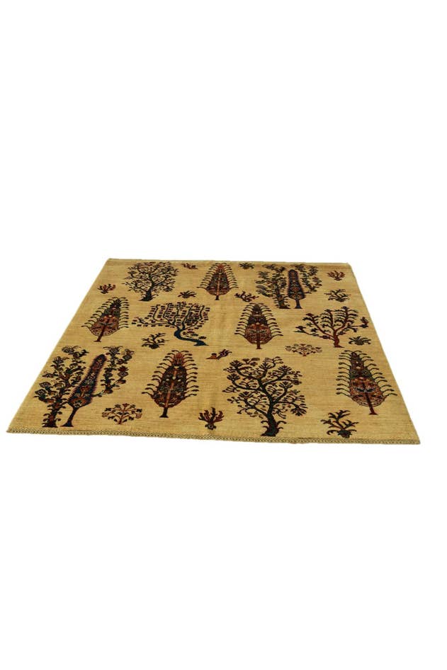 Detail image of 5' 1 x 6' 4 Hand Knotted Ariana Ziegler Rug