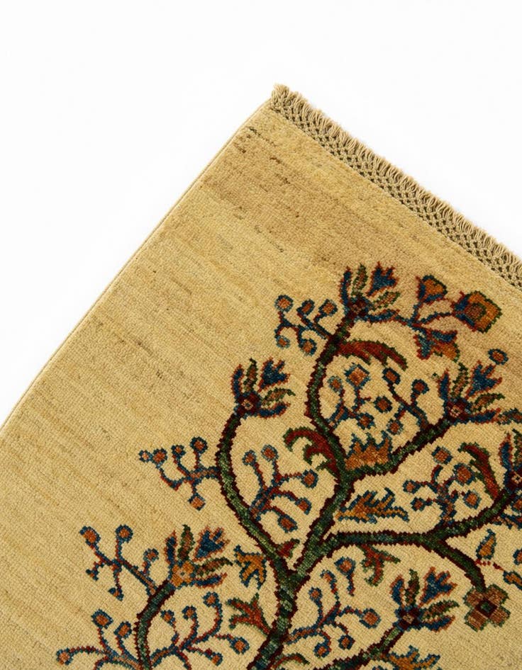Detail image of 5' 1 x 6' 4 Hand Knotted Ariana Ziegler Rug