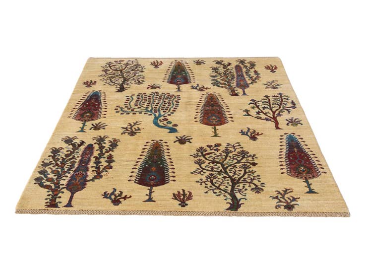 Detail image of 4' 11 x 6' 4 Hand Knotted Ariana Ziegler Rug