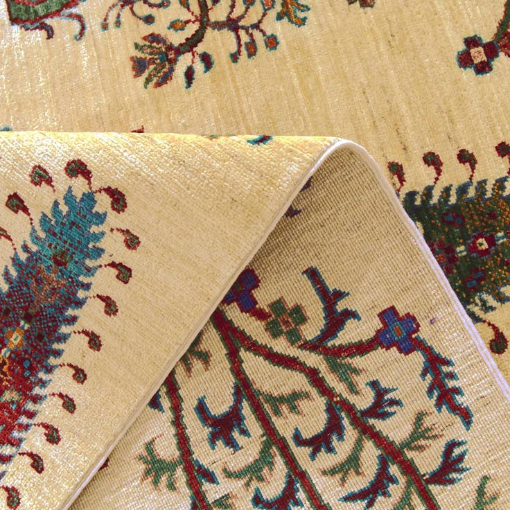 Detail image of 4' 11 x 6' 4 Hand Knotted Ariana Ziegler Rug