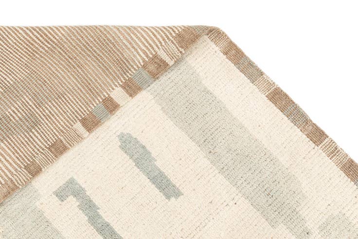 Detail image of 8' 9 x 12' 7 Hand Knotted Beni Marok Rug